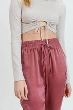Load image into Gallery viewer, Circling Crop Top

