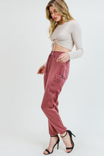 Load image into Gallery viewer, Circling Crop Top
