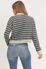 Load image into Gallery viewer, Lovely Pullover
