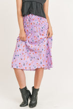 Load image into Gallery viewer, FLORAL PLEATED MAXI SKIRT
