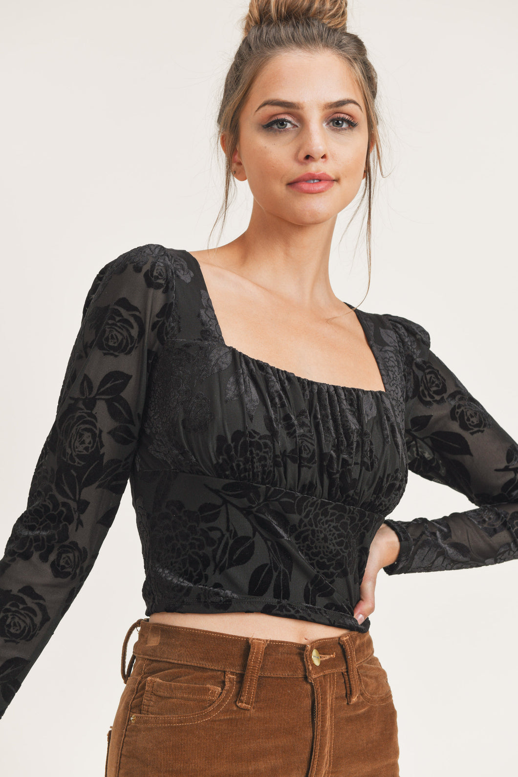 BLACK DAHLIA TOP